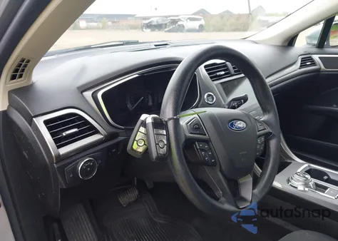 2020 Ford Fusion Se z USA, uszkodzony, nr VIN 3FA6P0HD1LR164591